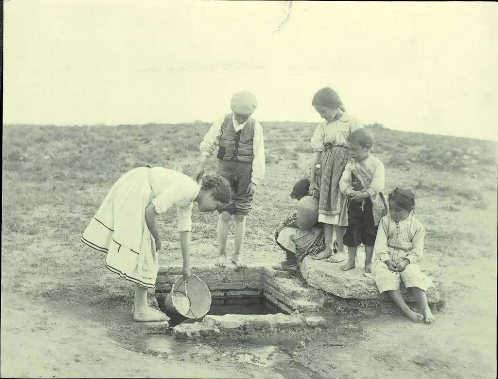 i.-Niños en la Pozuela