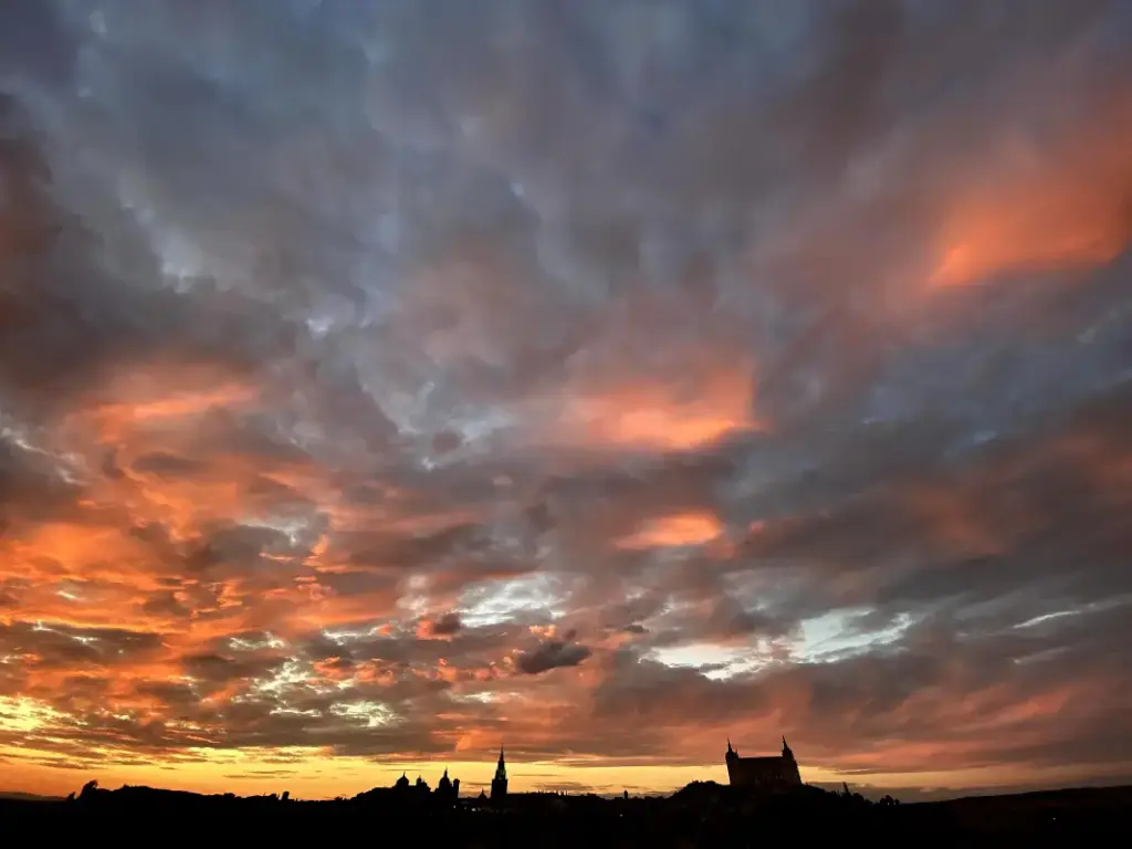 Cubierta Exposición TO(le)DO CON VERSOS, de Isidoro Moreno Sánchez, obra 'Cubierta'